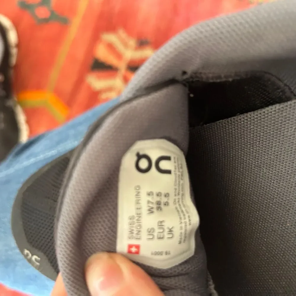 On Running Sneakers Womens 7.5 Black White Shoes Running Athletic Gym Casual - Picture 8 of 8